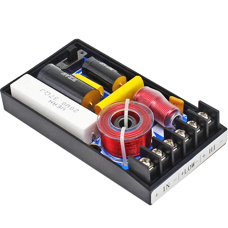 Sotamia 1ชิ้น200W ตัวแยกเสียงเบสสามทาง, ตัวแบ่งความถี่ลำโพงวิทยุครอสโอเวอร์สำหรับรถยนต์ที่มีกำลังสูงครอสโอเวอร์1ชิ้น