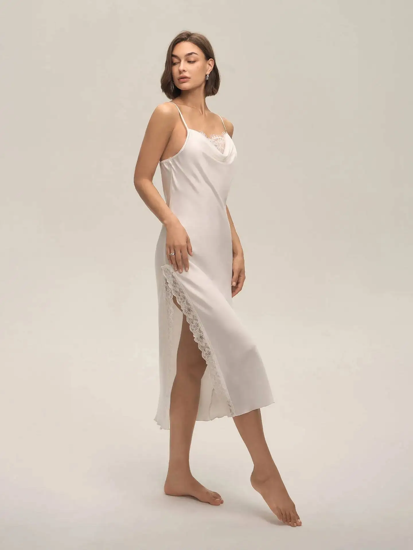 夏ネックサテンシフォンレーストリムセクシーなソリッドカラーストラップロングドレスラウンジウェア女性のための夏ディープ V ノースリーブドレス E9TR