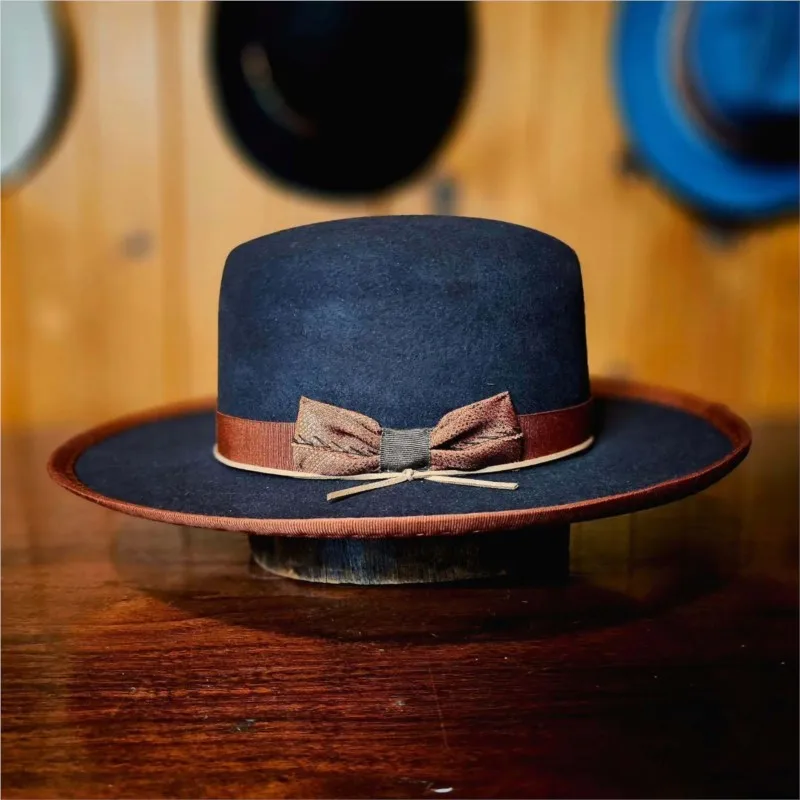 Pure felt top hat with orange hemmed knot decorative