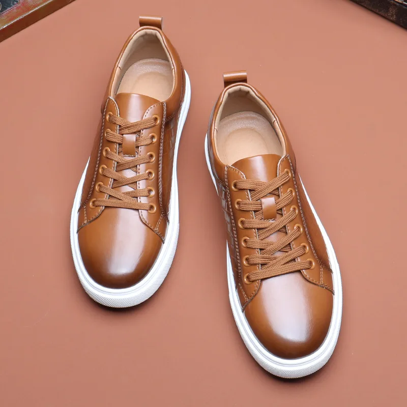 New 2024 Men Casual Leather Sneakers Lace Up Comfortable Outdoor Male Sports Casual Board Shoes Black Brown