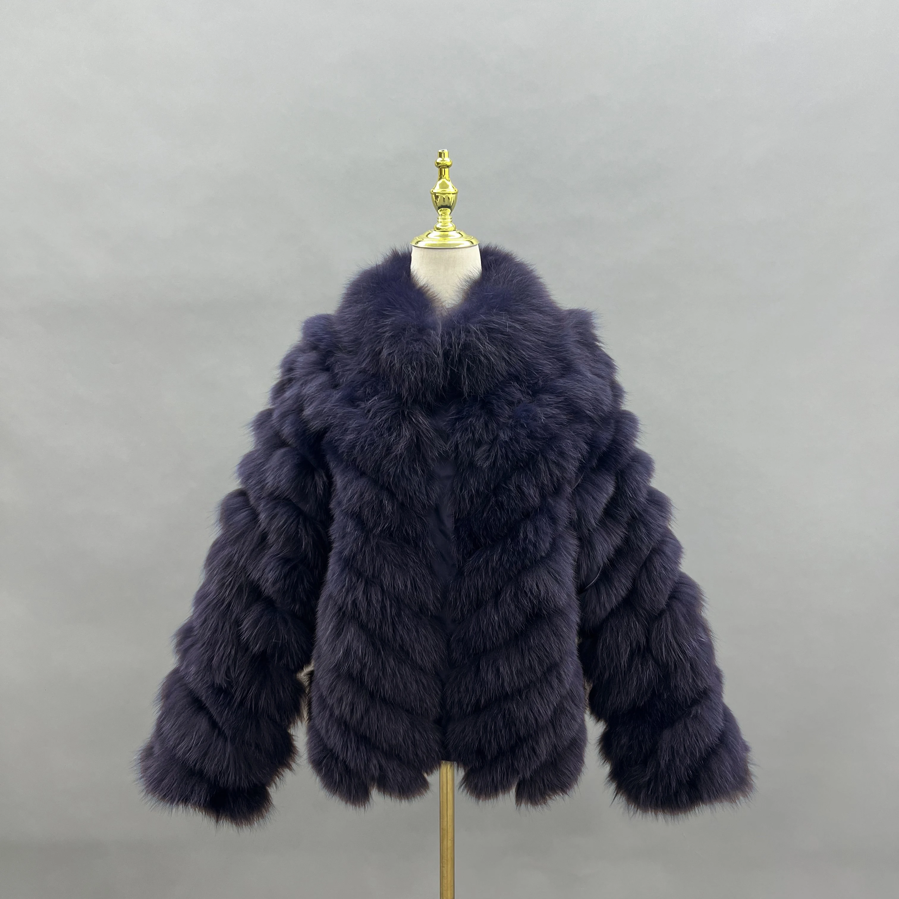 Рисунок 4 - JANEFUR шубы женские двусторонние