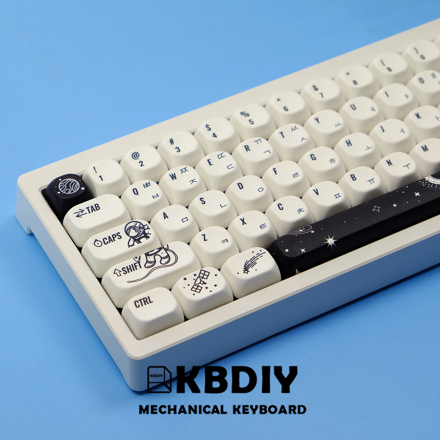 KBDiy 135 Keys/Set PBT KOA Keycaps Korean Custom White Outer Space Keycap for Mechanical Keyboard Gaming Key Caps for GMK75 K500