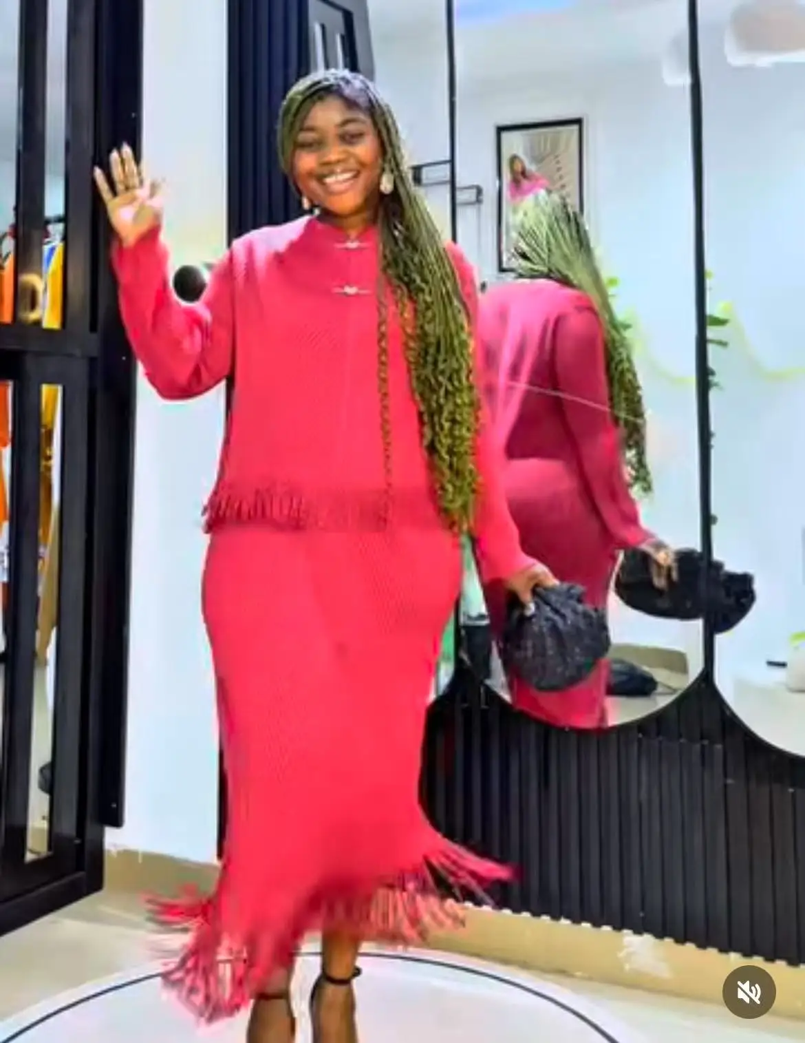 Set Miyake Baru Motif Sisik Naga Warna Solid Lengan Panjang Rok Setengah Badan Berlipit Tipis Berumbai Dua Potong Model Longgar Musim Panas 2025 Terbaru