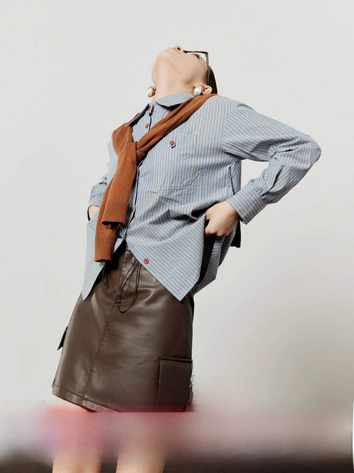 

Свободная синяя женская рубашка в полоску в винтажном стиле с цветовыми блоками, повседневная, с длинным рукавом, дышащая, комфортная, стандартной длины