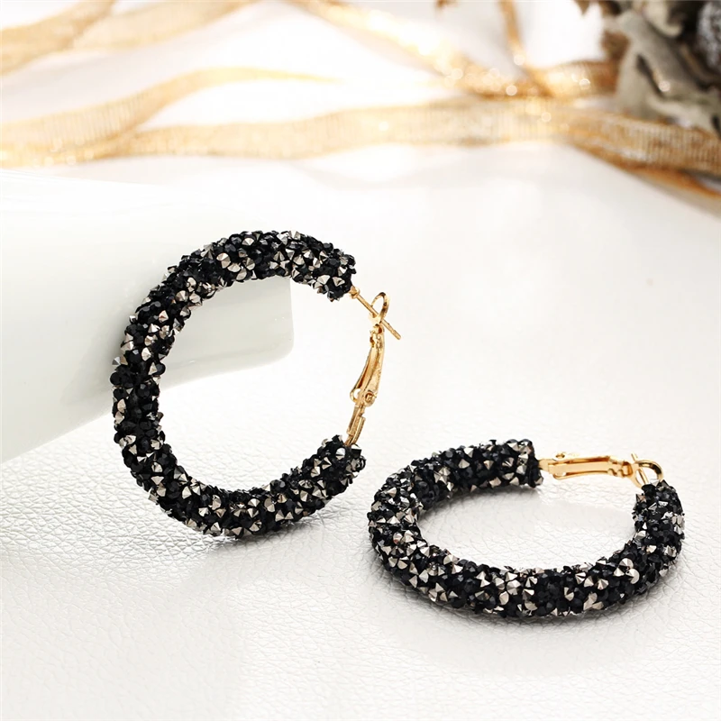 New Design Fashion Charm Crystal Hoop Earrings Geometric Round Shiny Rhinestone Big Earring Jewelry Women Ladies Earrings Metal