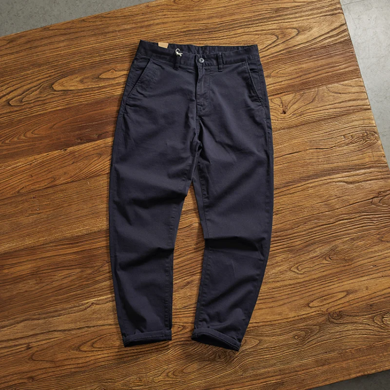 Stretch five bags of chino casual trousers for men under the old wash with a simple straight woven trousers in a solid color