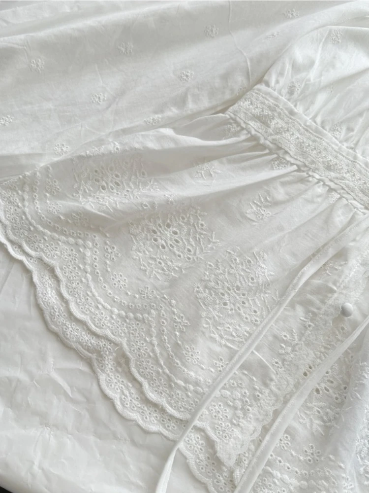 Otoño nuevo francés elegante dulce blusa de oficina mujeres cintura bordada ceñida con cuello en V camisas de manga larga con botones ajustadas Tops