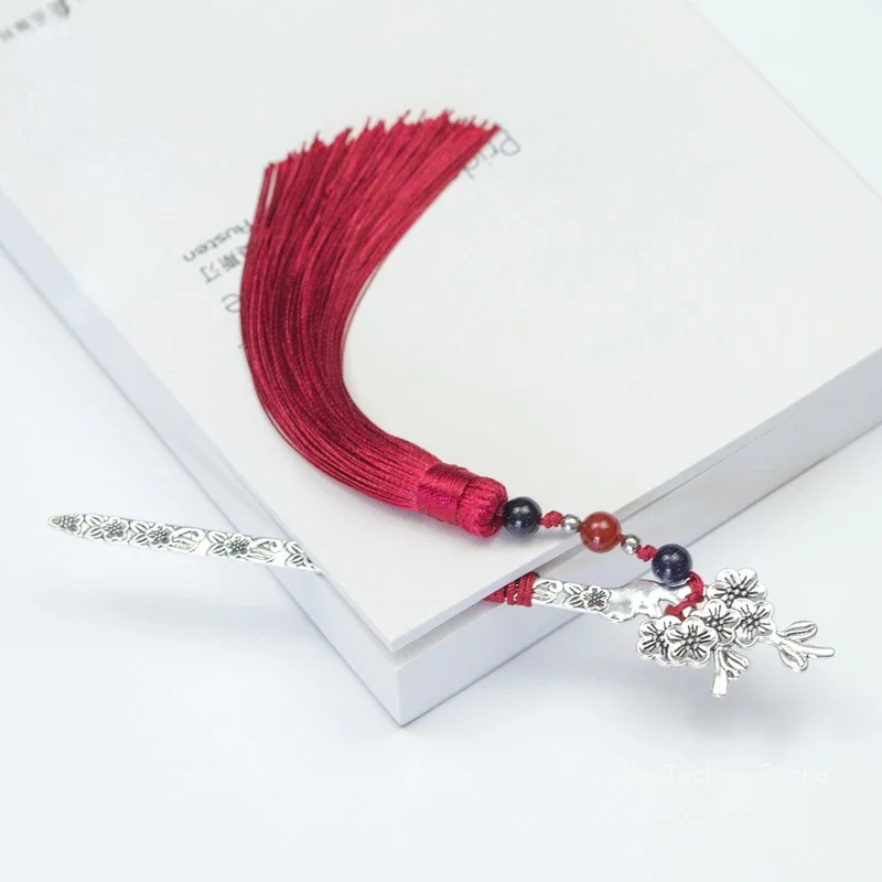 Chinese Style Bookmark High Quality Metal Plum Blossom/Phoenix/Fish/Dragon Pagination Mark with Tassel Book Mark School Office