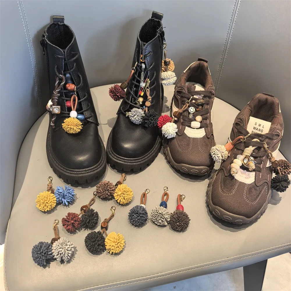 Maillard Flower Pine Cone Pom-Pom Quaste Schnürsenkel mit Holzperlen Känguru Charm Unisex Sneaker Zubehör 1 Stück – Detail 16