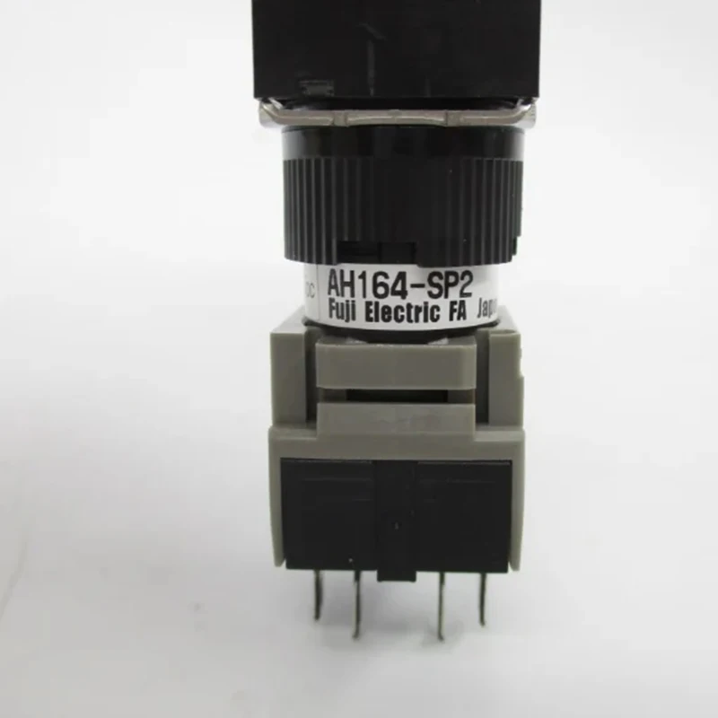 

Brand New Original AH164-SP2B11