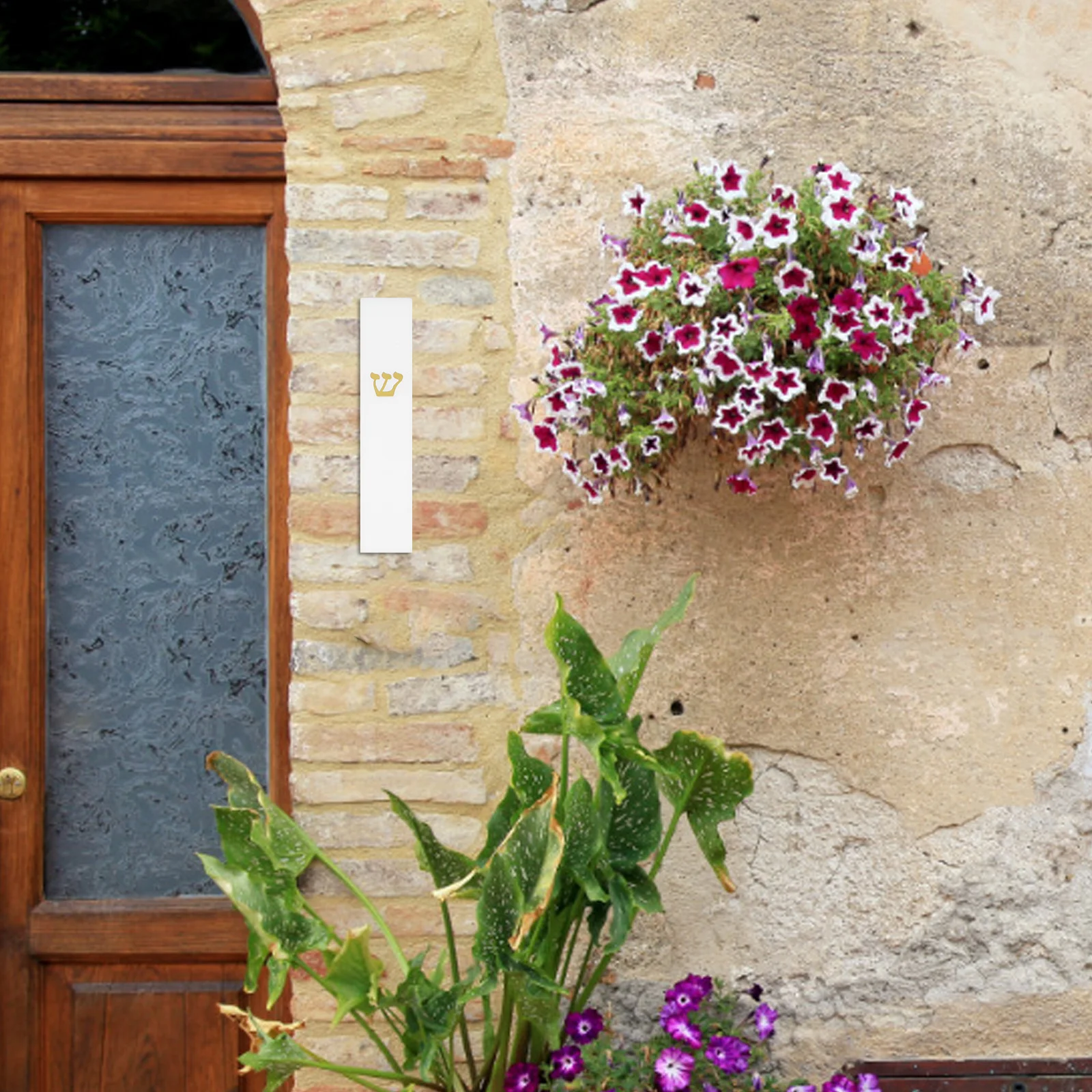 

Resin Jewish Doorpost Mezuzah Craft Black Sleek Religious Blessing Case Door Decoration Weatherproof Outdoor Mezuzah Scroll