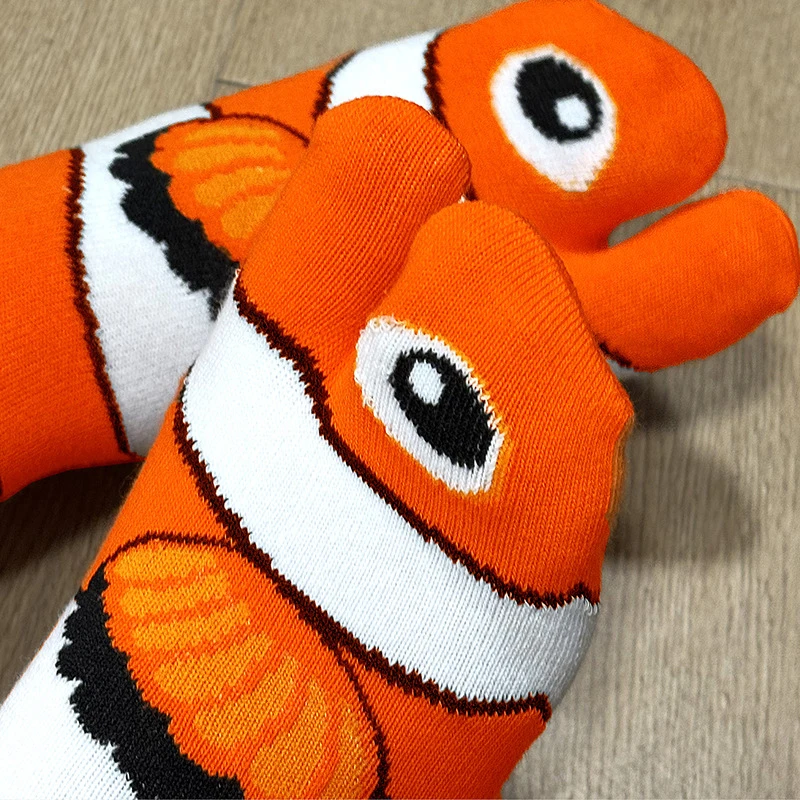 Niedliche Clown-Fischpunkte zu Strümpfen, gestreifte Fischzehen-Trennstrümpfe, bequeme rutschfeste Baumwollsocken, Kindersocken