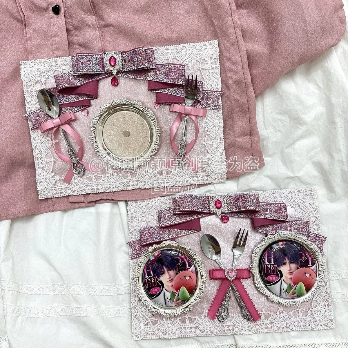 Pink Ribbon Goods Display Dinner Plate Organizer Board. Cosplay Ita Bag Accessories. Badge Display Board