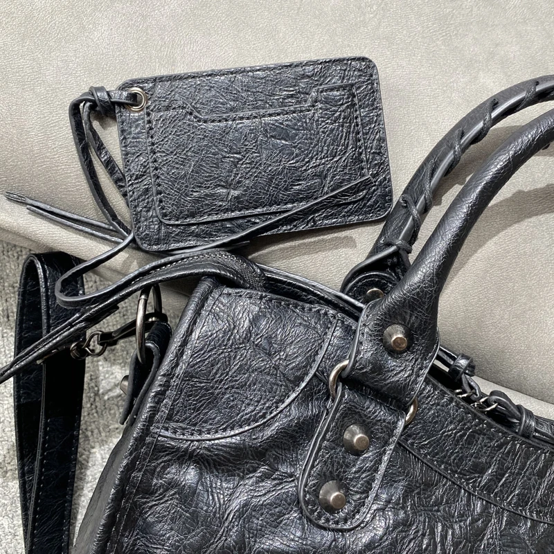 لا شعار لينة بو الجلود العلامة التجارية الفتيات حقائب الكتف حقائب اليد السوداء حمل جديد وصول حقائب دراجة نارية صغيرة صغيرة Crossbody للنساء