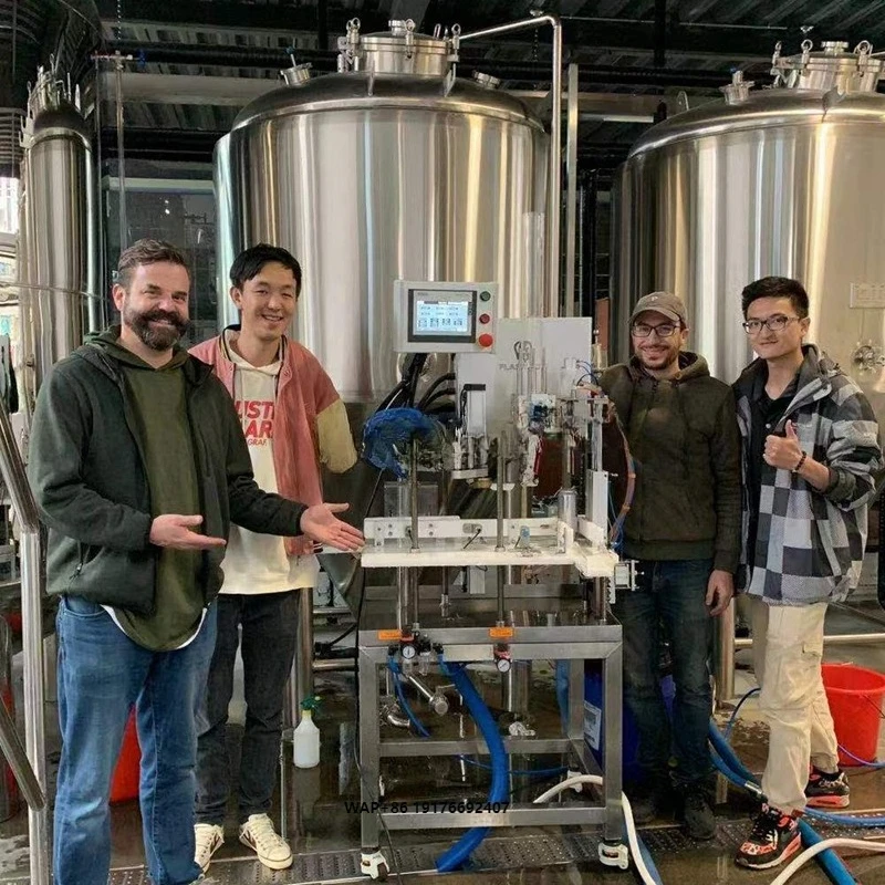 التلقائي سعة صغيرة البيرة المشروبات ملء ختم الخشب التعبئة والتغليف يمكن تعليب نظام آلة الختم الكهربائية