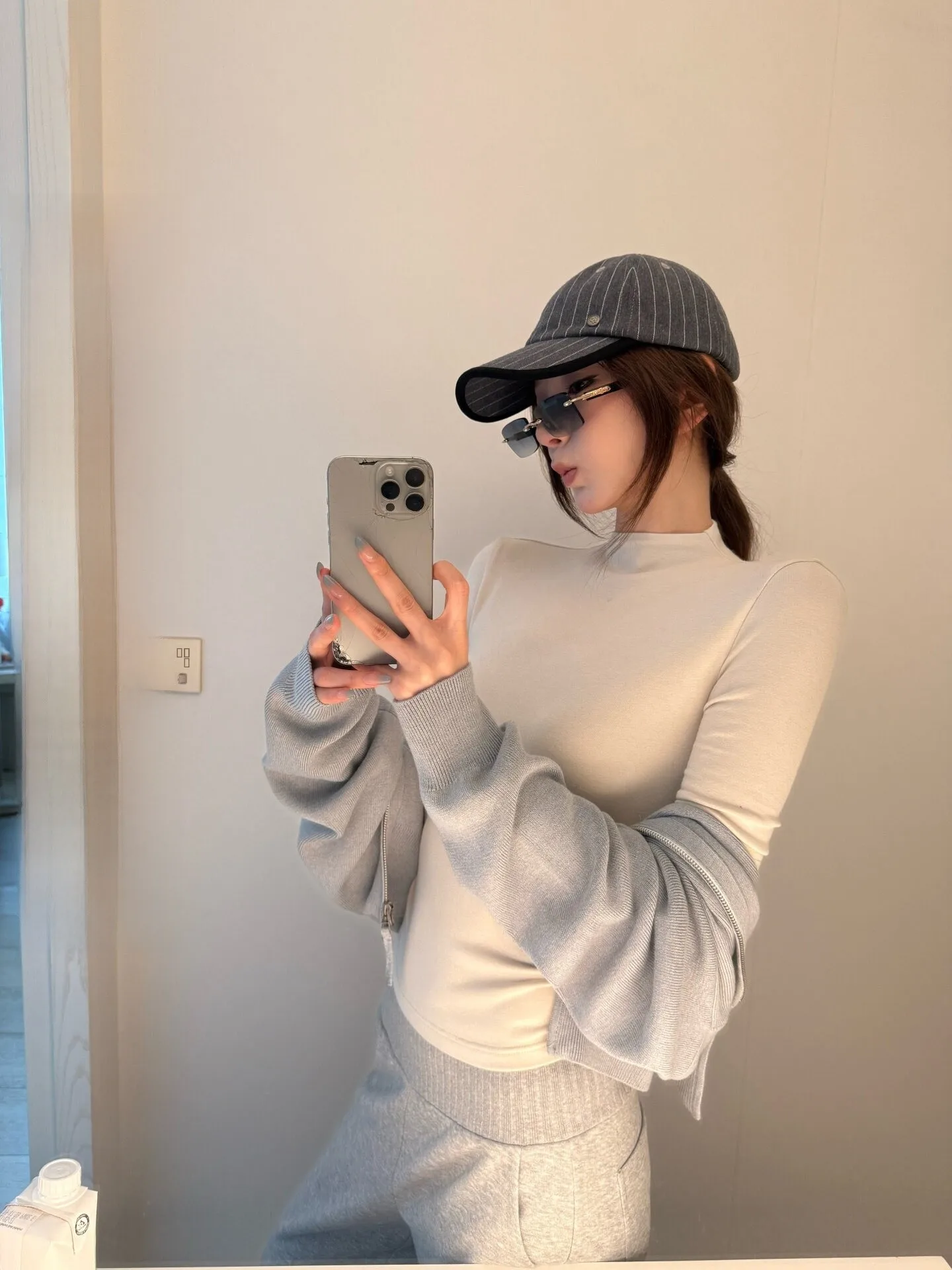 

Женская футболка Yangzifan из высококачественной смесовой мериносовой шерсти, приталенная, с рукавом до локтя, в четырех цветах, повседневная