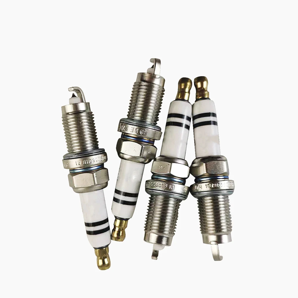 4Pcs Spark plug For VW Santana Lavuda Polo Passat Magotan Sagitar beetle Jetta Skoda Fabia Octavia 101905601B