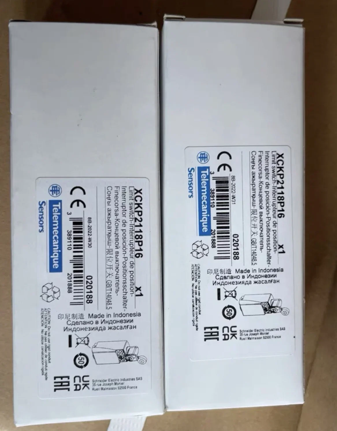 New XCKP2118P16 limit switch, plastic case