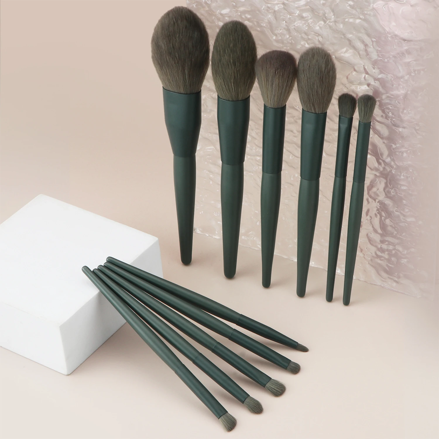 11Pcs Dark‑Green Makeup Brush Set, Soft Bristles, for Powder, Foundation, Blush, Eyeshadow, Contour, Home & Travel Use