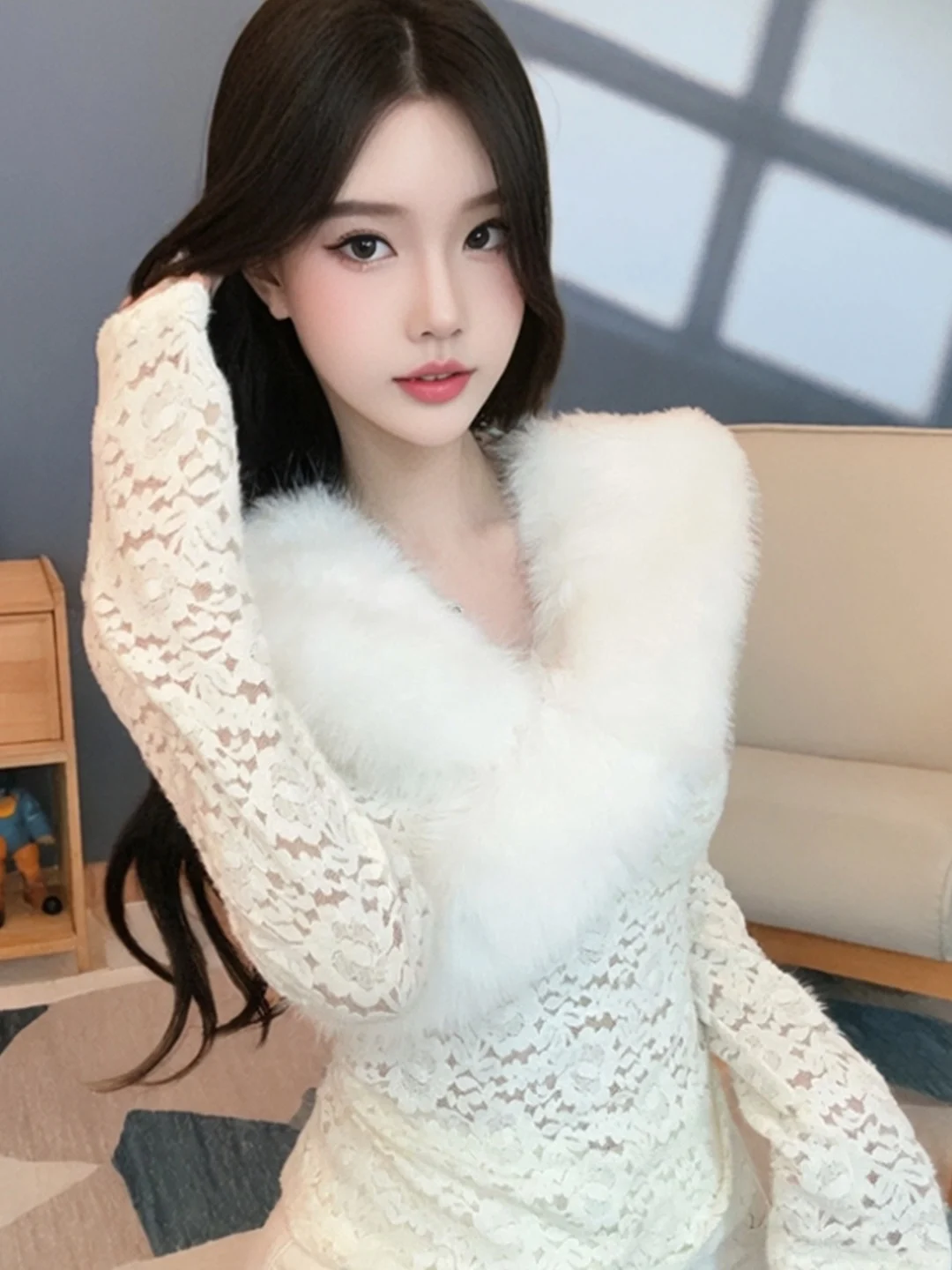 

Fashionable Splice Long Sleeve V-Neck Lace Top Age-Defying Elegant Style French Design Standard Fit Polyester Fiber Breathable