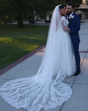 white-long-300cm-wedding-veils-1t-appliques-lace-edge-bridal-veil-cathedral-wedding-veil-custom-bridal-accessories