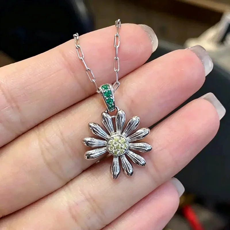 Popular Jewelry Hip Hop Rock Unisex Daisy Flower Pendant Necklace  Trendy Party Gift