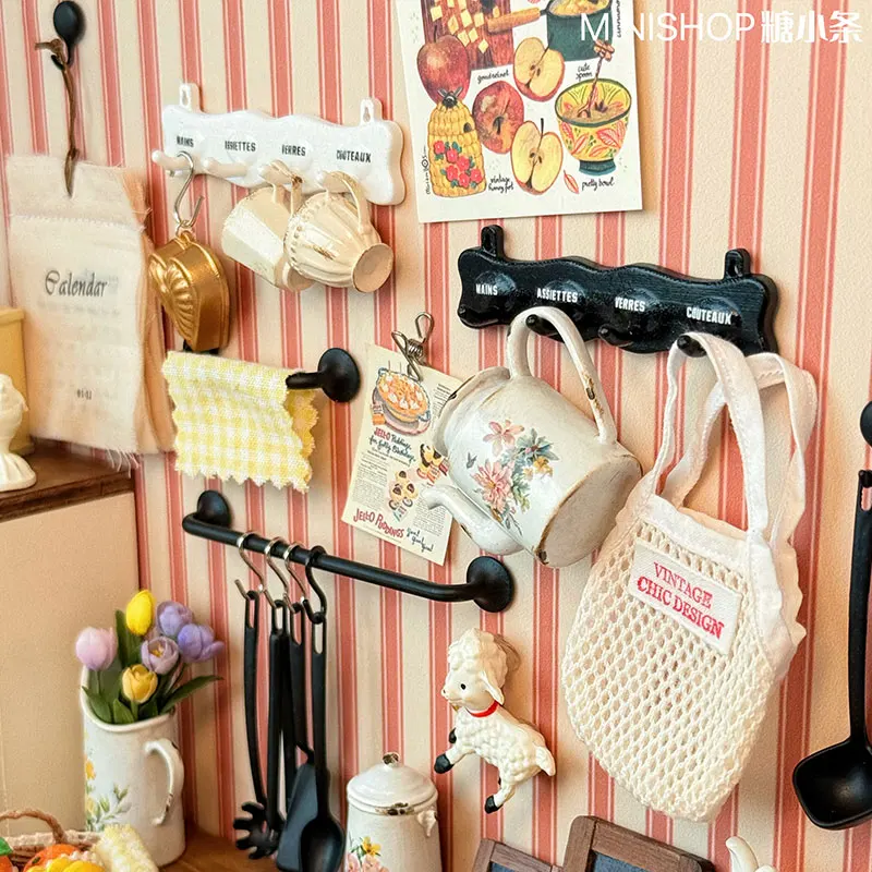 1:6 نموذج صغير بيت الدمية اكسسوارات الأثاث ريترو هوك خزانة المطبخ Bjd Blyth الجندي Lol المنمنمات الدعائم ديكور