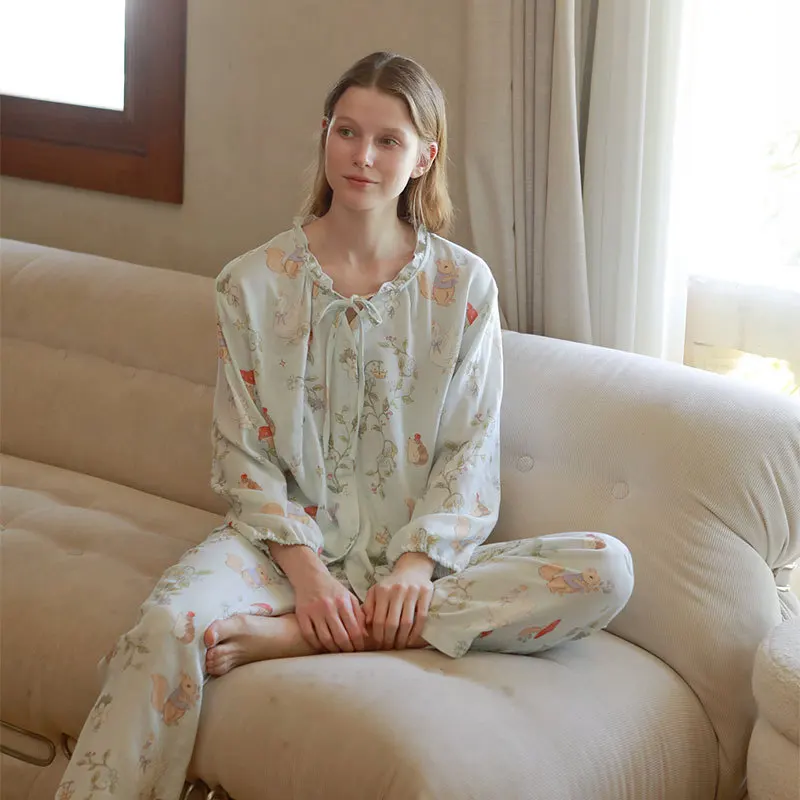 

Bamboo Cotton Gauze Pajama Set for Women | Cute Swan Print Crewneck Sleepwear Autumn Long Sleeve Soft Breathable Loungewear PJs