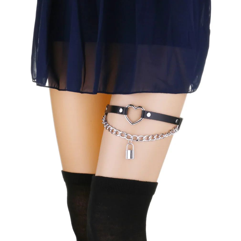 أربطة للفخذ على شكل قلب ، أزياء بانك قوطية ، جاذبية جنسية فردية ، روك أند رول ، كورتكس لوك ، تحول عالٍ