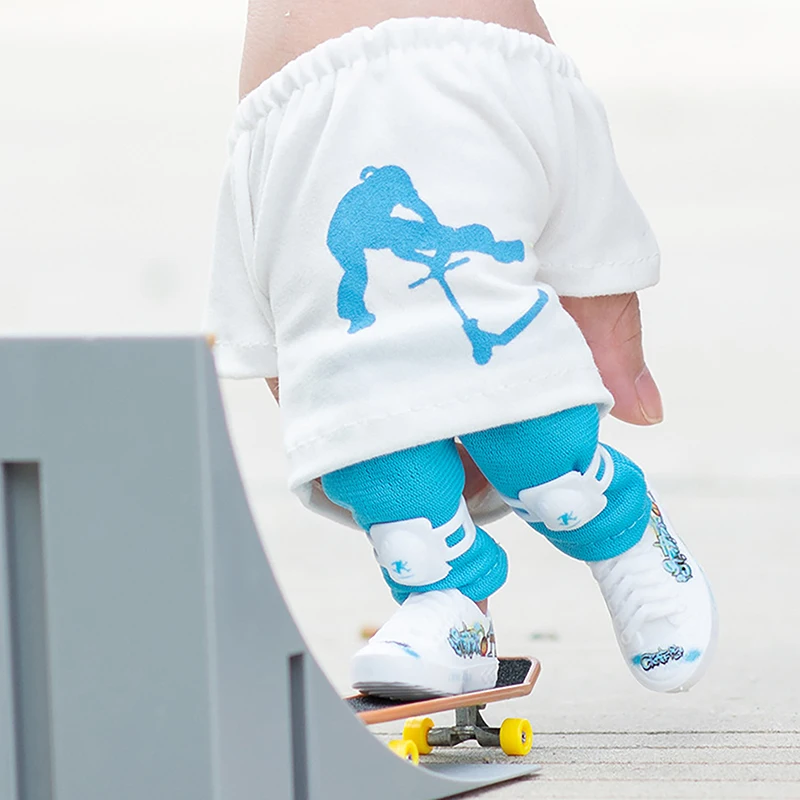 Finger Scooter Skateboard Toy avec pantalon et chaussures, Mini Skateboard, Finger Toy