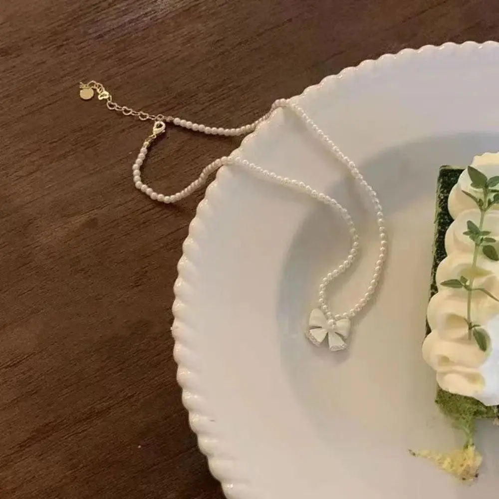 模造真珠の弓のネックレス,弓の装飾,シンプルなヴィンテージ,甘いチェーン,新しい