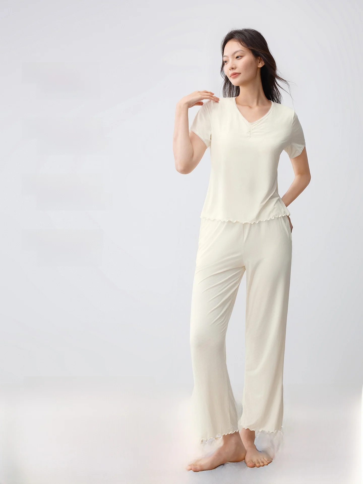 Cooling Modal Sleepwear Set Women's Short Sleeve Pants V-neck Home Clothes Soft Fabric Breathable Comfortable Nightgown