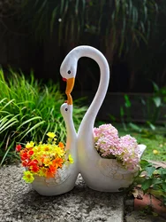 Garden Ornament Courtyard Decoration Outdoor Simulation Swan Flowerpot Plant with Succulent Potted Gardening Furnishing Supplies