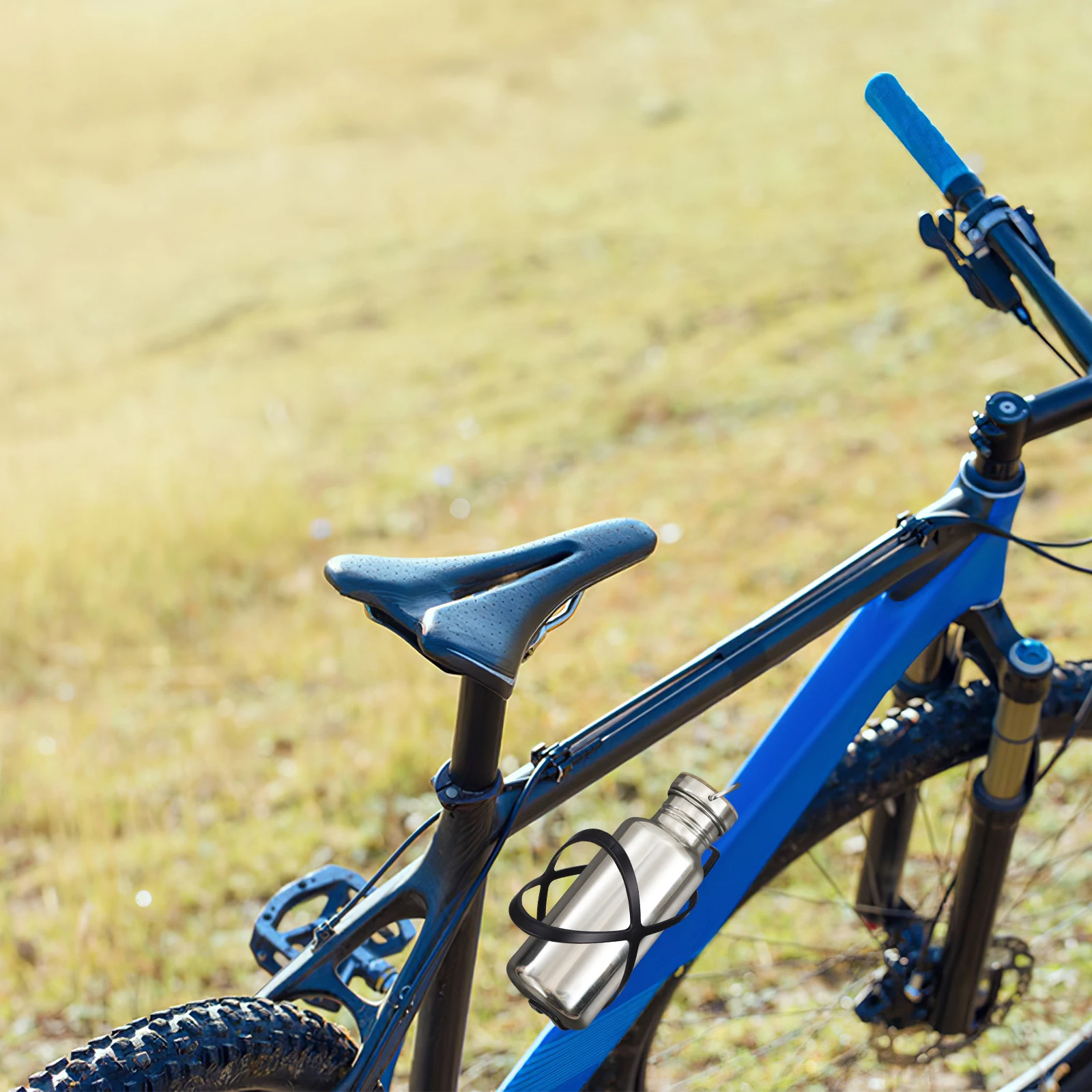 

1 pc Carbon Fiber Water Bottle Holder Lightweight Durable Bike Bottle Rack For Road Mountain Cycling Quick Release Cage Portable