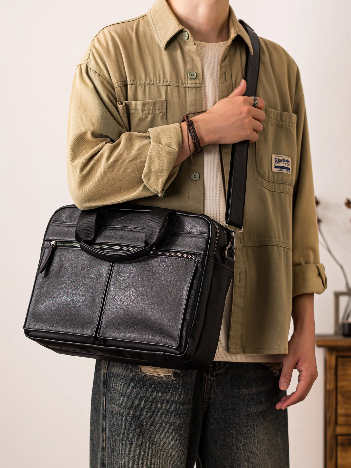 

PNDME casual designer handmade genuine leather men's black briefcase business work cow leather luxury laptop messenger bag