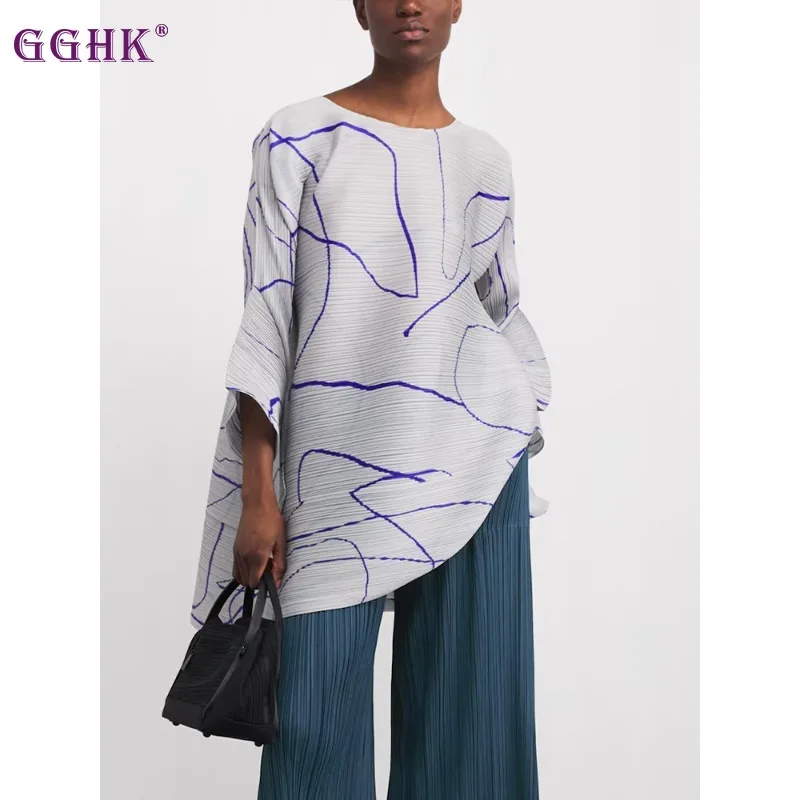 

Women Plus Size T-shirt Fashionable Casual Striped Printed Flared Sleeve Design Chic Top 2026 Spring Female Clothing