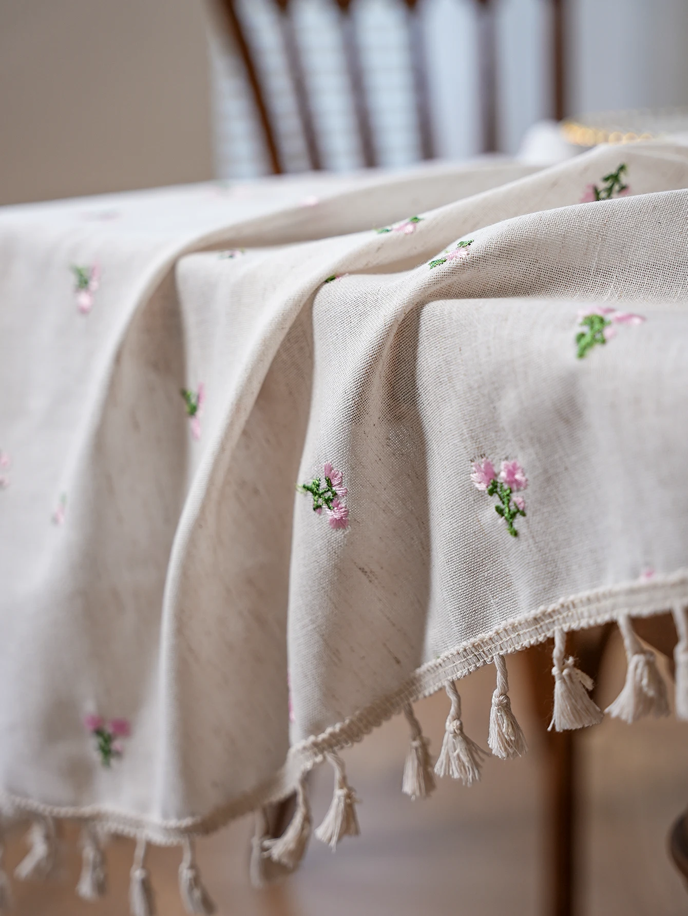 Kleine frische rosa Blumenstickerei hängende Spike-Tischdecke Wohnzimmer Küche Esstisch Tischdecke Dekoration