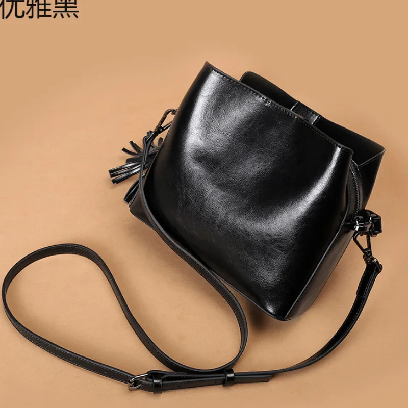 first-layer cowhide women's bag, high-end 2024 new fashionable fringed handbag, oblique shoulder tote bag