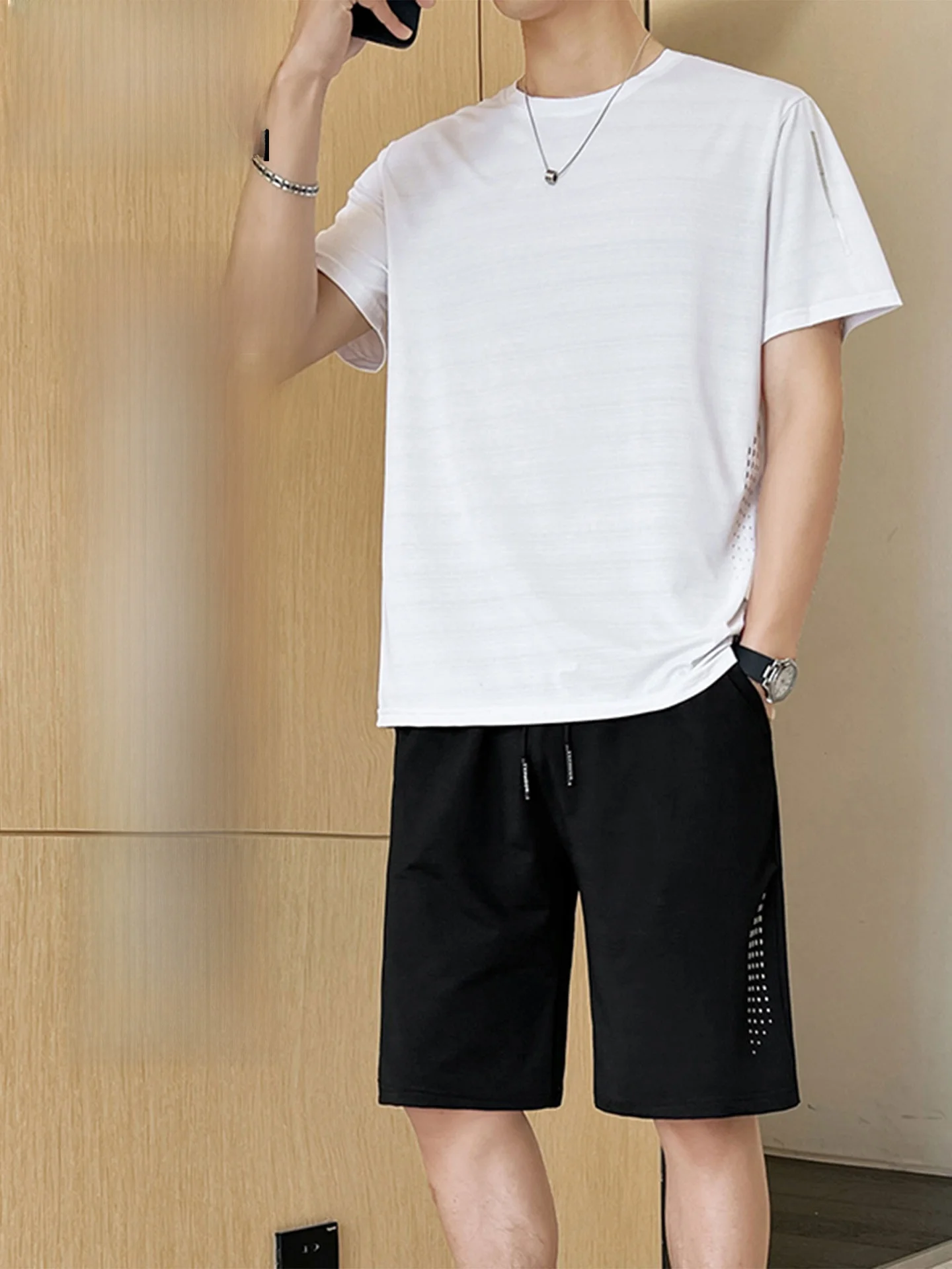TUCANO 2026 Novo Conjunto Esportivo Casual Masculino Fino e Solto com Camiseta de Manga Curta e Shorts de Duas Peças para Ver...