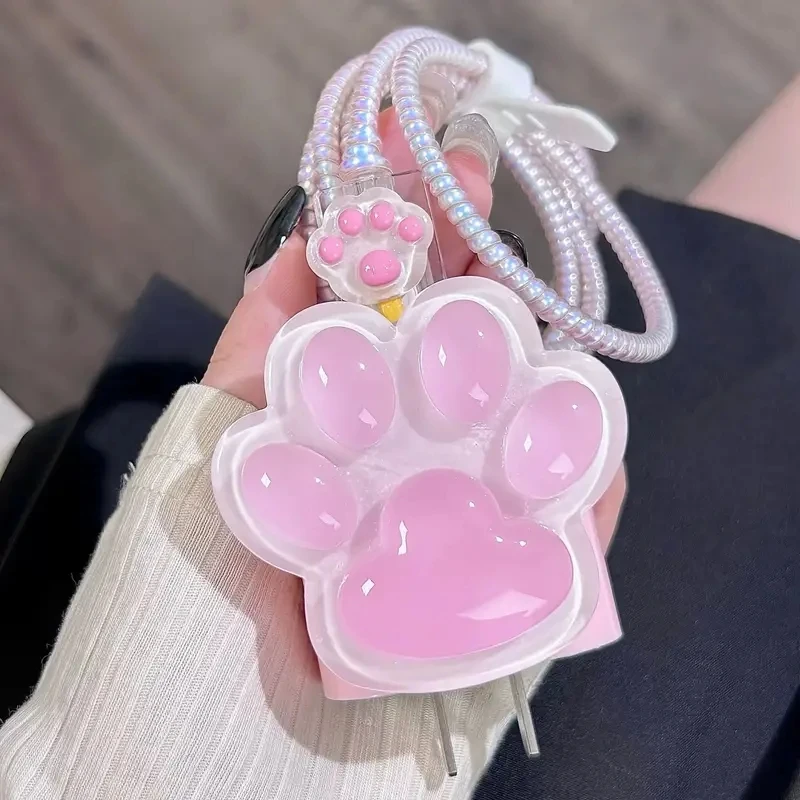 3D Cat Paw Design Charger Cable Protector Cover For IPhone 15 14 13 12 18W 20W Original Charger Data Cord Winder Protective 2024