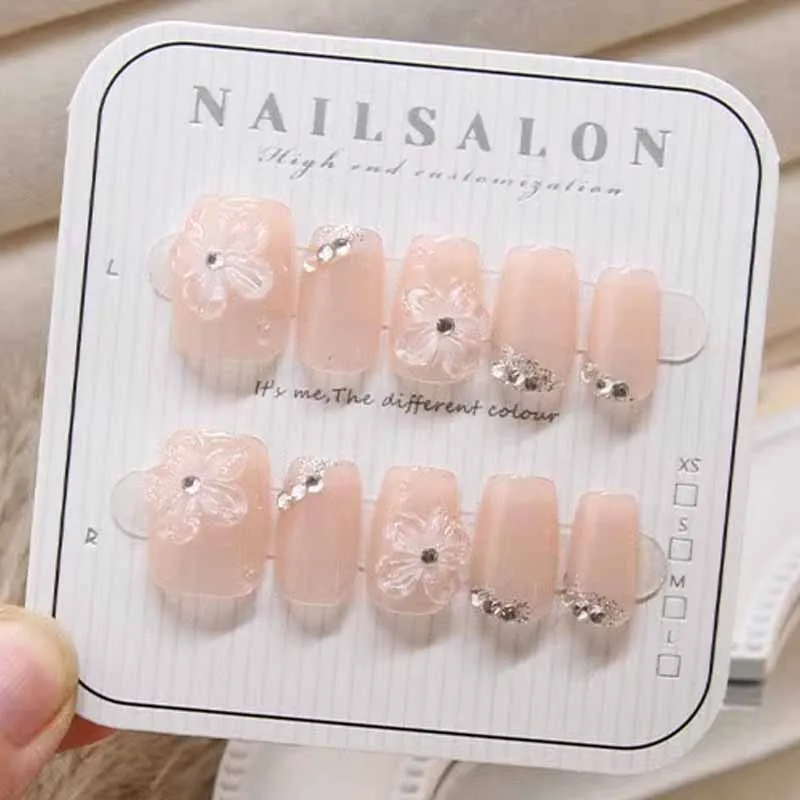 10 pezzi stile francese dolce carino fiori in rilievo 3D e farfalla con diamanti stampa fatta a mano sulle unghie unghie finte adesivo per unghie
