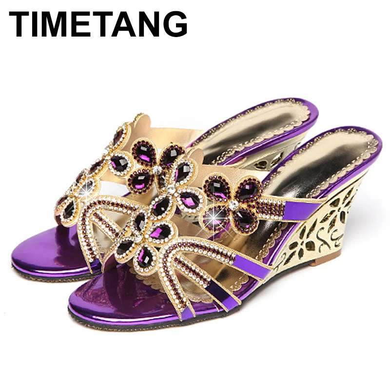 

2025 женские тапочки на высоком квадратном каблуке со стразами и шлепанцами, обувь для вечеринок, летние пикантные тапочки