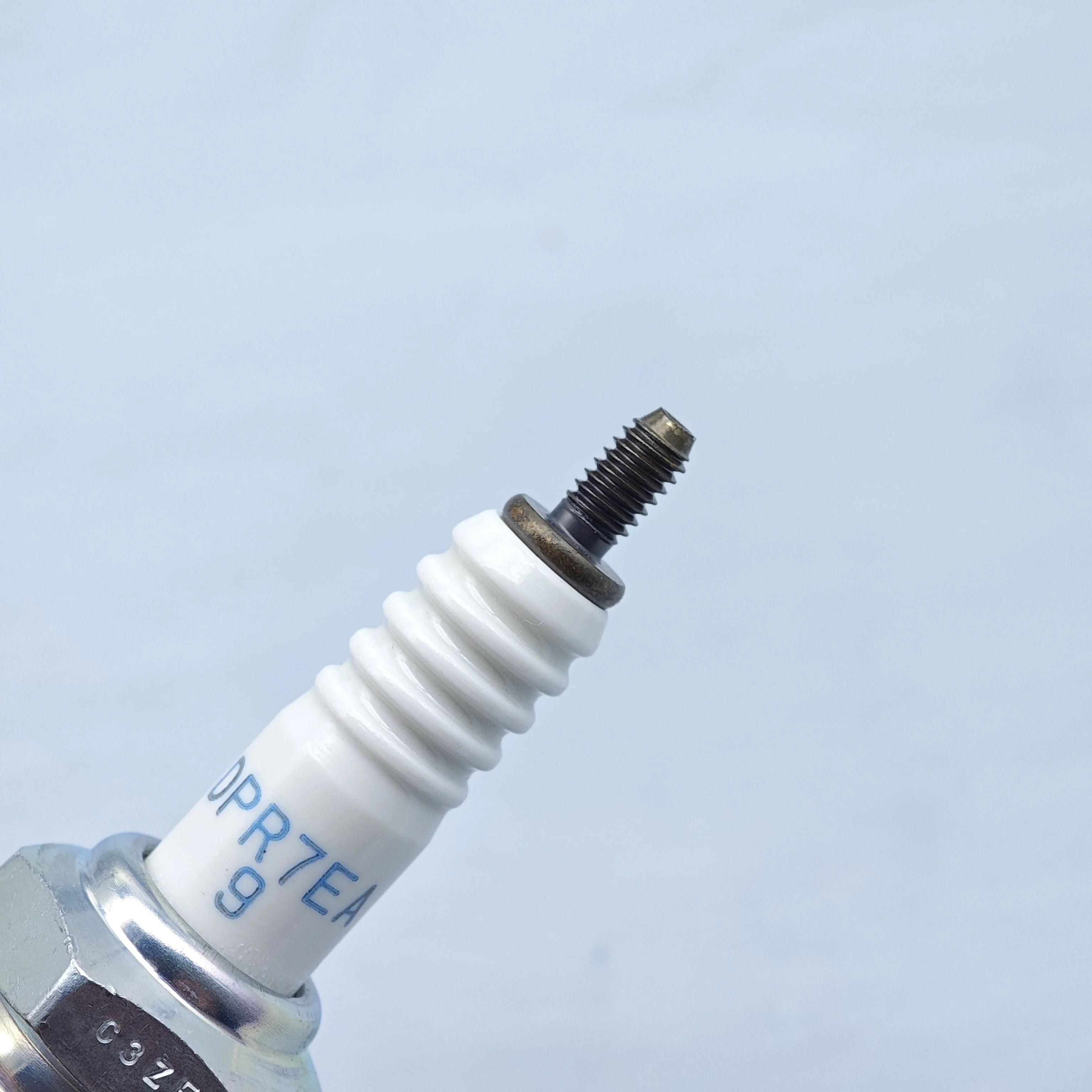 NGK Spark Plug Adequado para Yamaha MT01, Motocicleta Original, Midnight Star, Honda VT750 Outboard, DPR7EA-9 5129