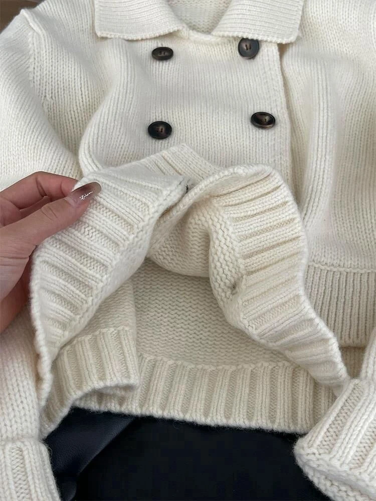 الزي الراقي مع سترة بيضاء مزدوجة الصدر لخريف/شتاء 2025 سترة نسائية جديدة #2