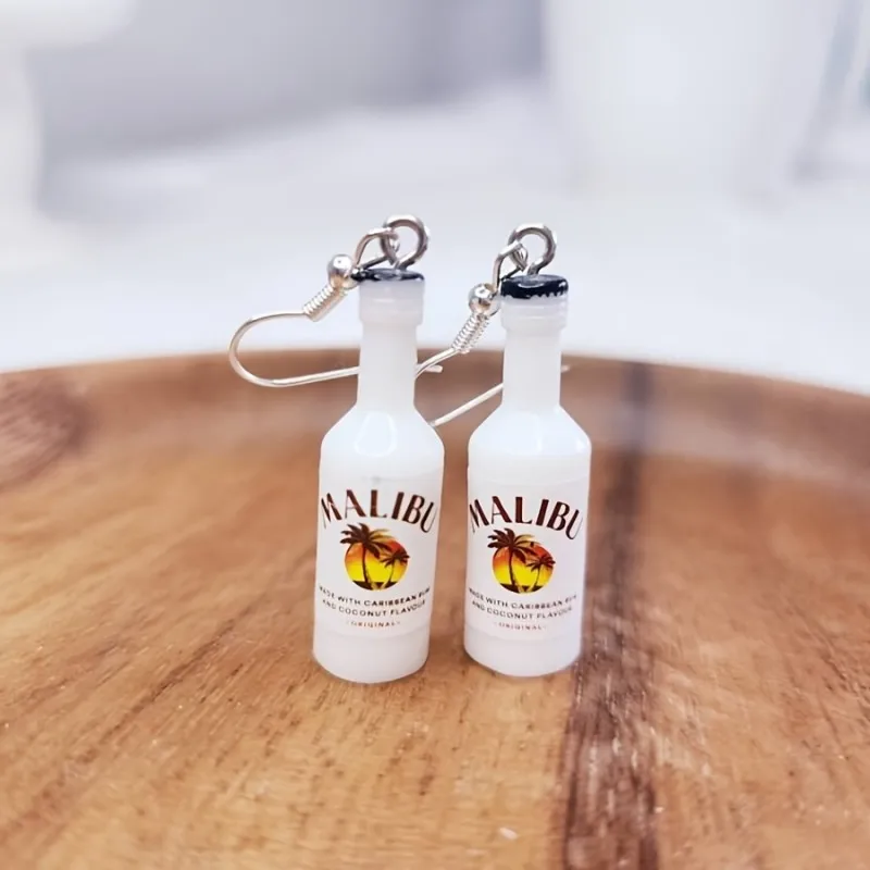 Pendientes creativos de botella de vino marrón Mali, accesorios únicos de resina, joyería hecha a mano, pendientes de fiesta de verano, los mejores regalos