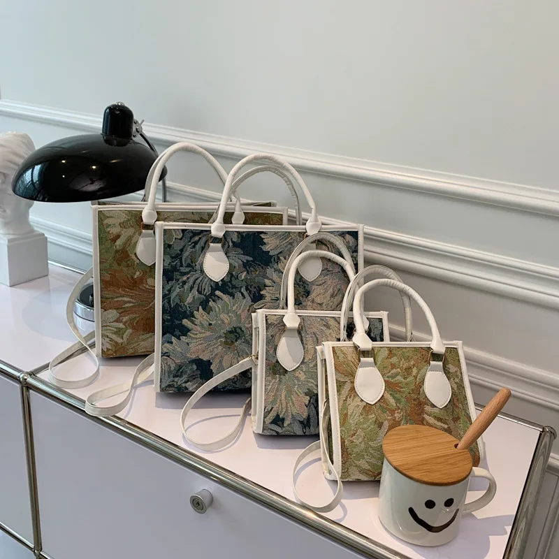 Large Capacity Canvas Women Messenger Bags 2022 New Fashion Oil Painting Shoulder Bag Portable Simple Tote Bag