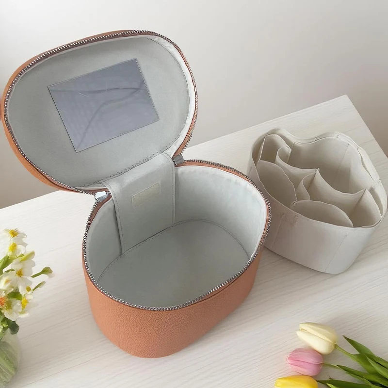 Large Capacity Lightweight Luxury Makeup Bag for Women Simple & Portable Cosmetic Organizer with Multiple Compartments