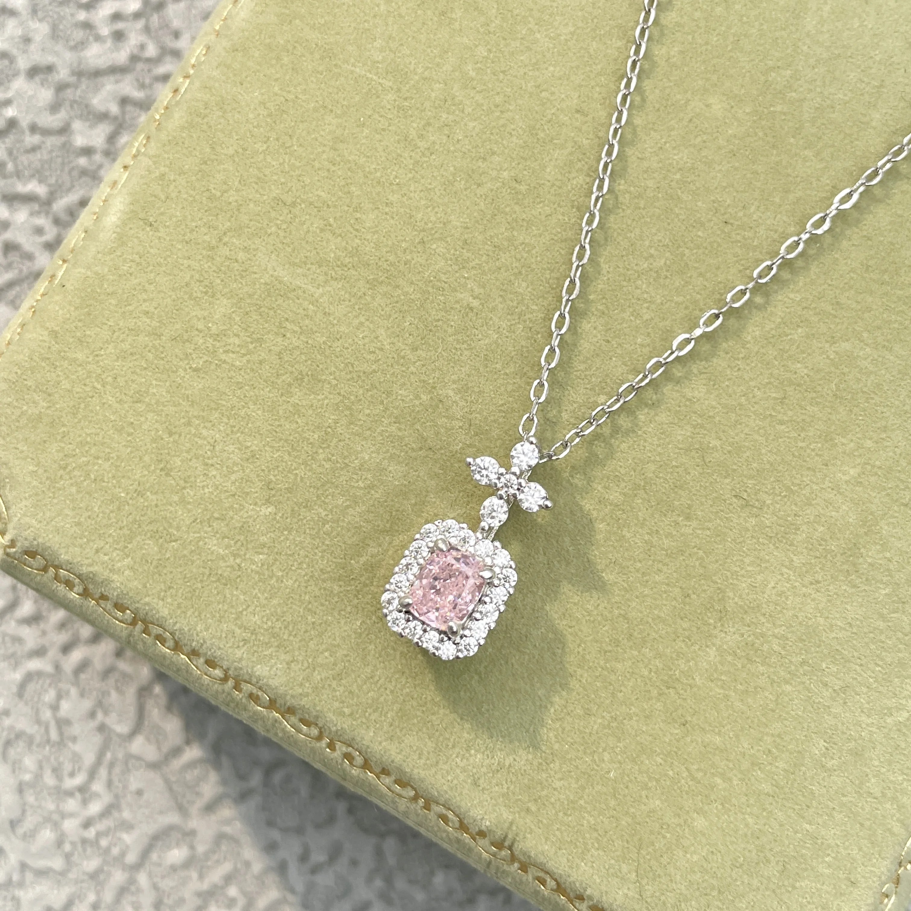 collar-de-plata-pura-s925-con-diamante-de-alto-carbono-tallado-en-flor-de-hielo-botella-de-perfume-rosa-integrada-cadena-de