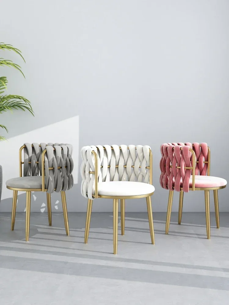 Silla de maquillaje moderna de terciopelo rosa, mueble de salón de diseño minimalista, sillón de felpa suave para dormitorio