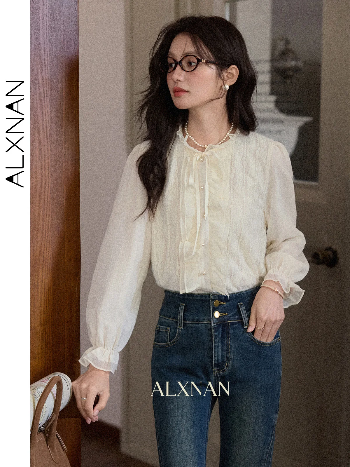 

ALXNAN Women's Shirt Wood Ear Long Sleeve Elegant Chiffon Shirt Autumn Pearl Buttons Casual Loose-fit Office Lady Tops L56976